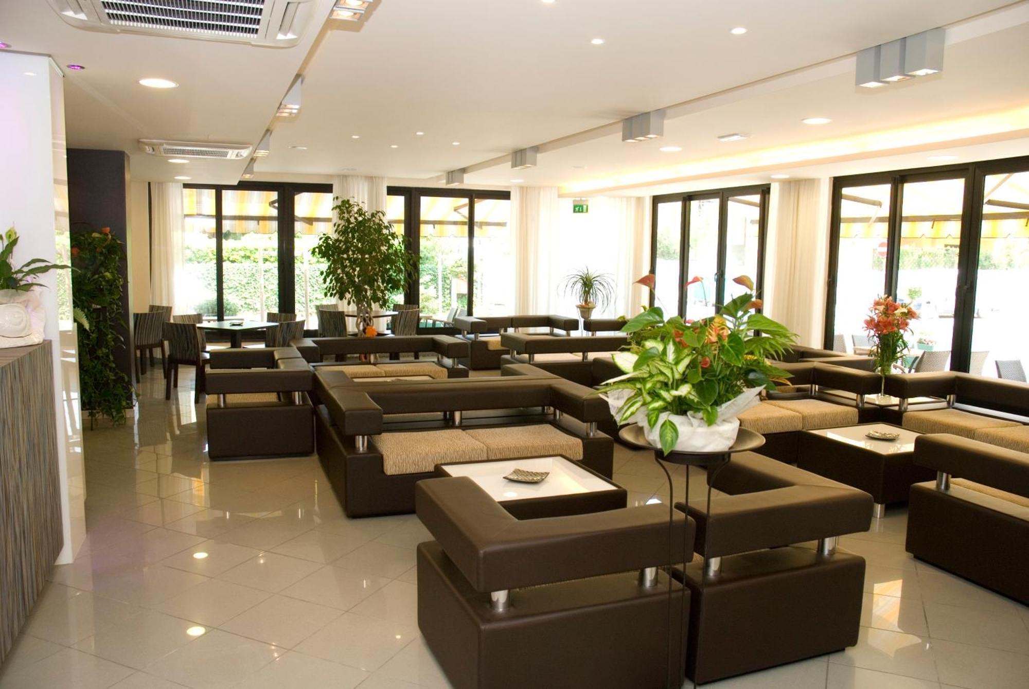 Hotel Ambra Cesenatico Ngoại thất bức ảnh